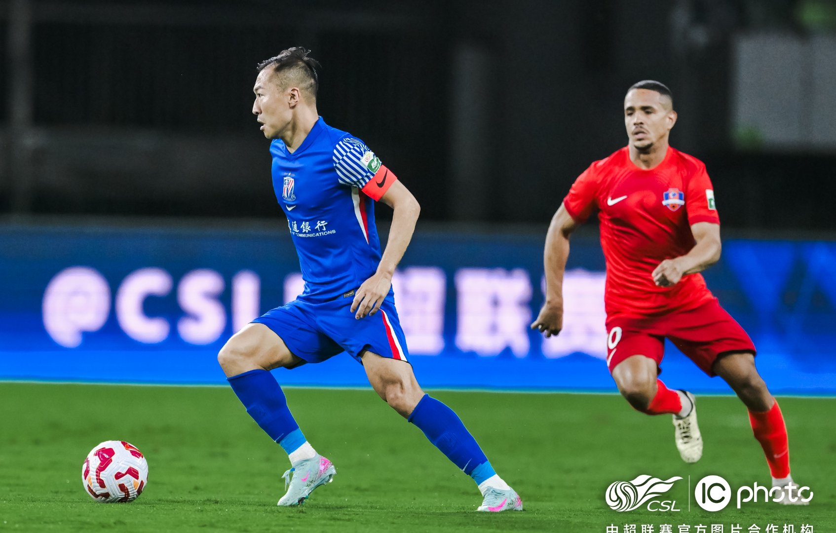 意甲今晚走向成谜;马赛手感冰凉;引发热议;训练强度明显提升 意甲今晚走向成谜;马赛手感冰凉;引发热议;训练强度明显提升