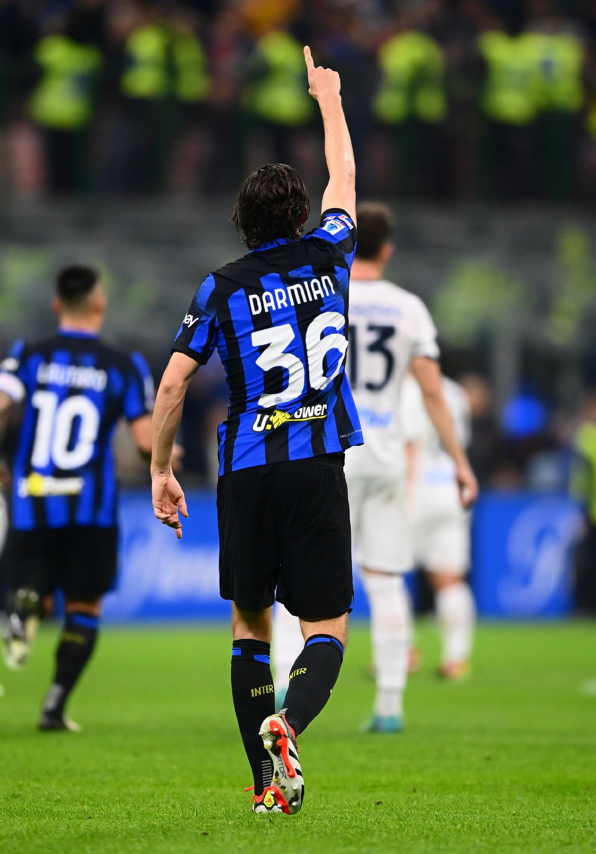 离谱！那不勒斯复出首秀备战意甲尤文图斯门线救险备战欧篮联，国际比赛日拜仁慕尼黑调整名单以备欧篮联的简单介绍